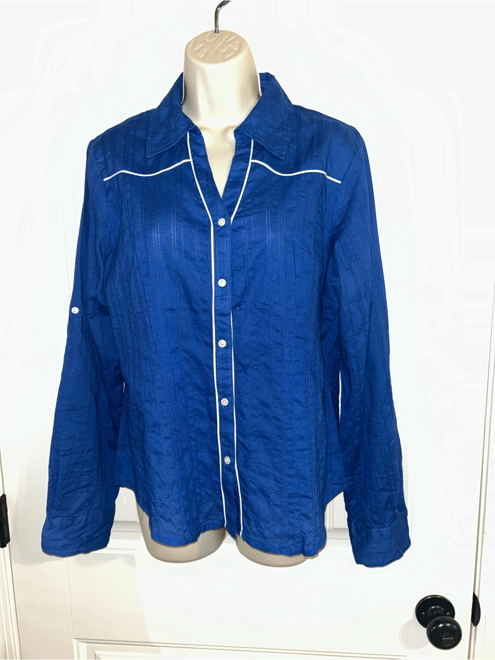 NWT Magazine Royal Blue Button-Down Shirt with White Piping Sz L - Picture 1 of 5